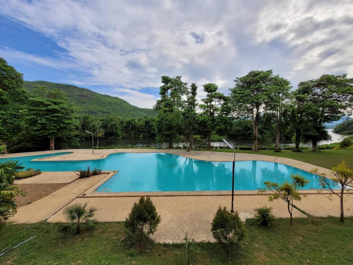 Aekpailin River Kwai Resort Kanchanaburi Eksteriør billede