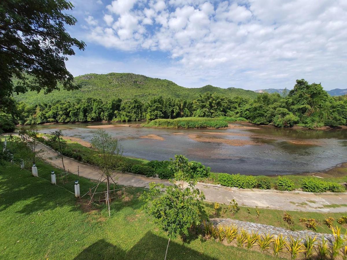 Aekpailin River Kwai Resort Kanchanaburi Eksteriør billede