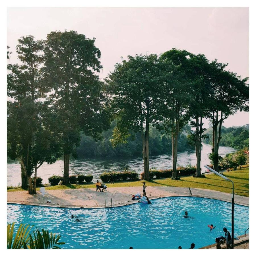 Aekpailin River Kwai Resort Kanchanaburi Eksteriør billede