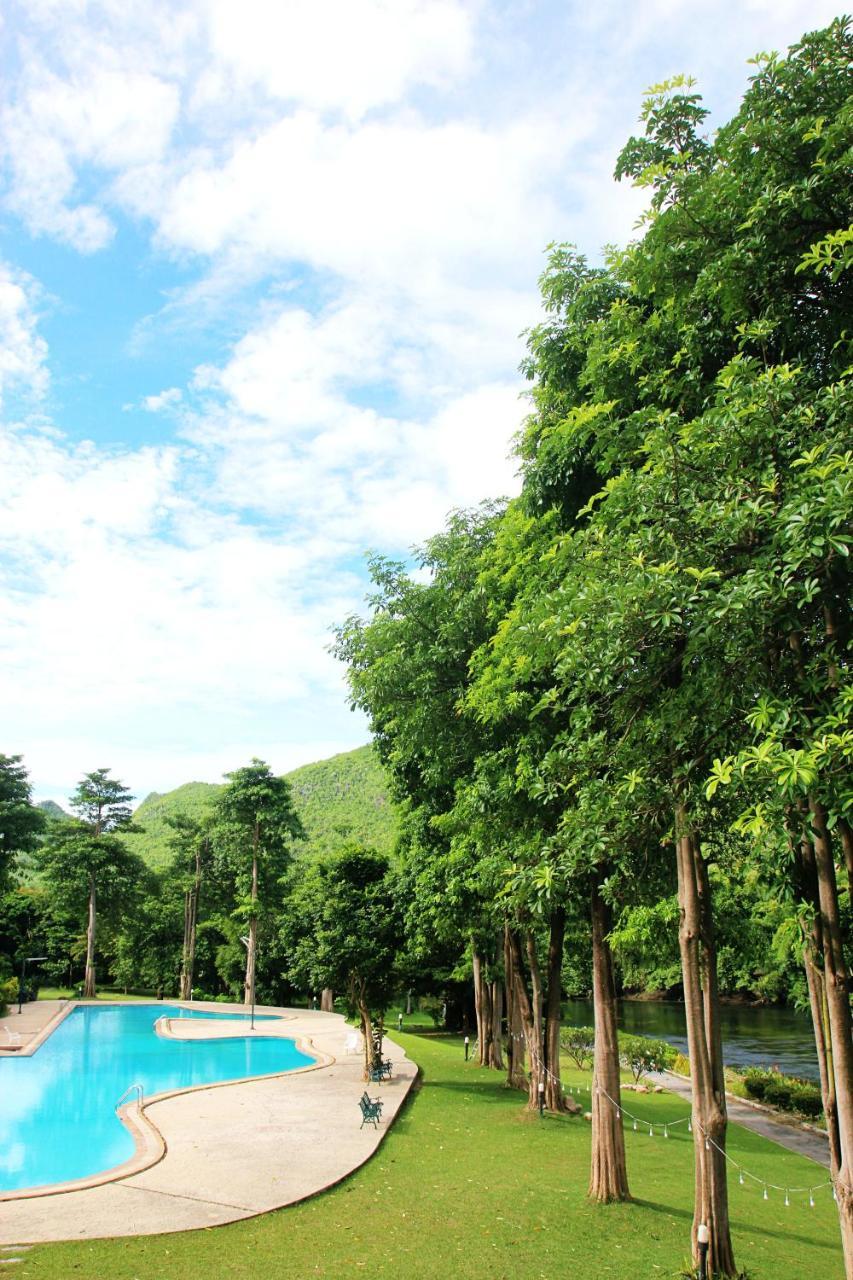Aekpailin River Kwai Resort Kanchanaburi Eksteriør billede